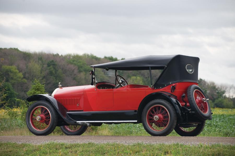  Stutz Model G Touring 1918 года  (фото 2 из 3)